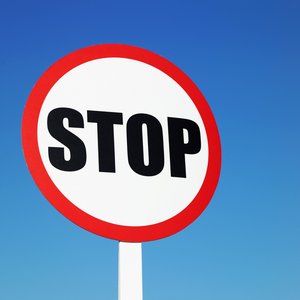 新能源汽车智能驾驶实测，到底靠不靠谱